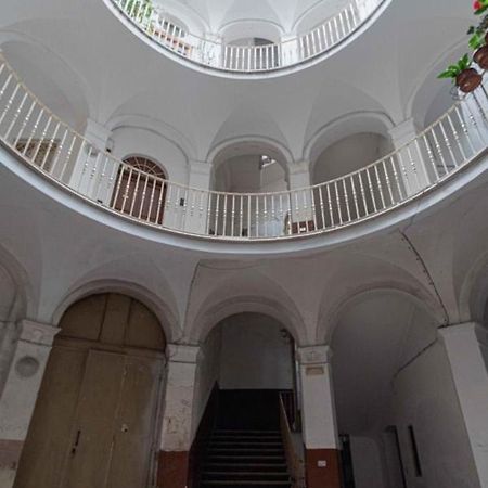 Comfort As Usual Bari Buitenkant foto